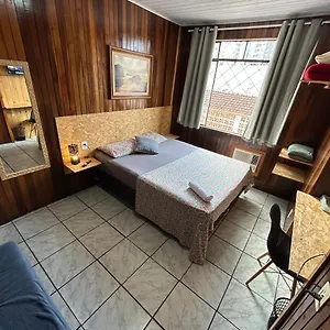 https://quarto-8-no-centro-de-itaja.santa-catarina-brasil.com